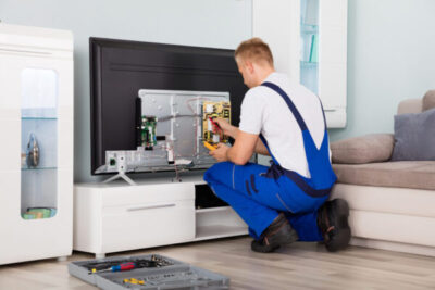 You are currently viewing Smart TV Repair Near Me: Common Problems and Solutions